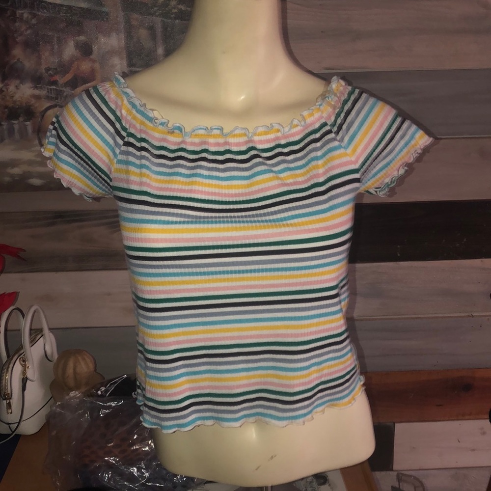 Charlotte Russe colorful short sleeve top - large - Picture 1 of 5